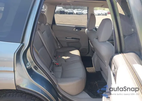 2011 Subaru Forester 2.5X Limited from USA, damaged, VIN JF2SHAEC9BH713866